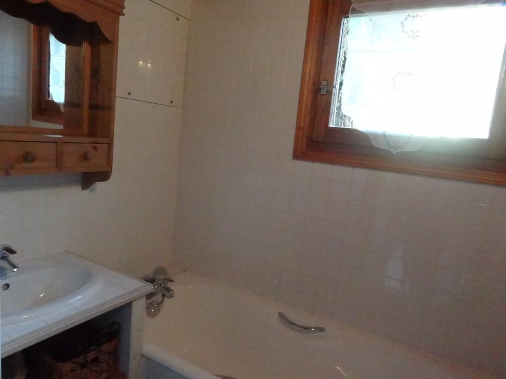 Les Nereides Studios Et Appartements Brides Les Bains Brides-les-Bains Exterior photo