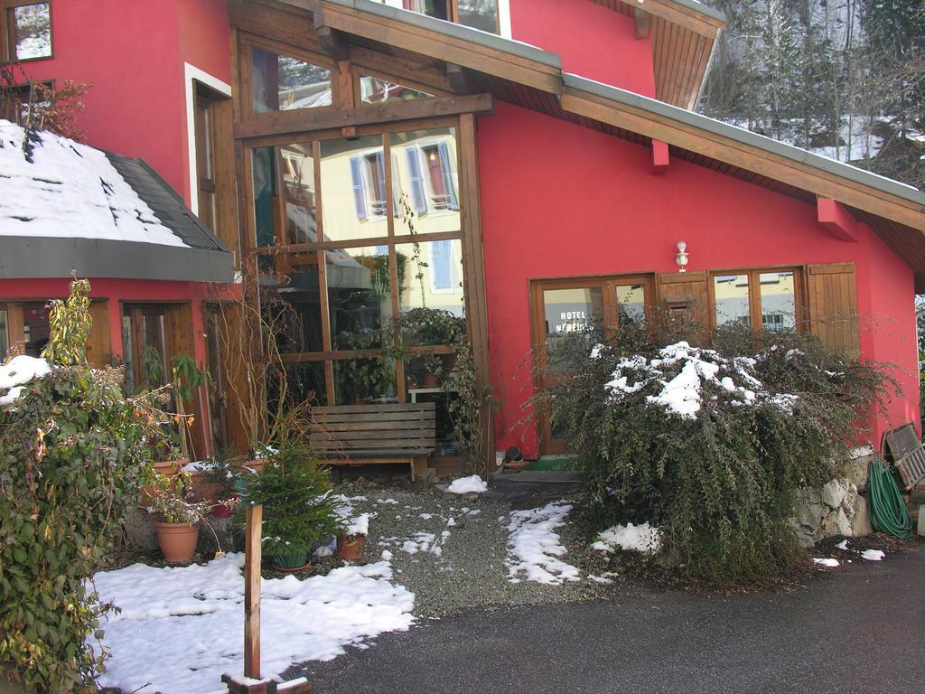 Les Nereides Studios Et Appartements Brides Les Bains Brides-les-Bains Exterior photo