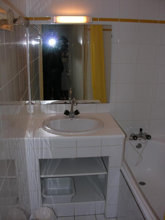 Les Nereides Studios Et Appartements Brides Les Bains Brides-les-Bains Exterior photo